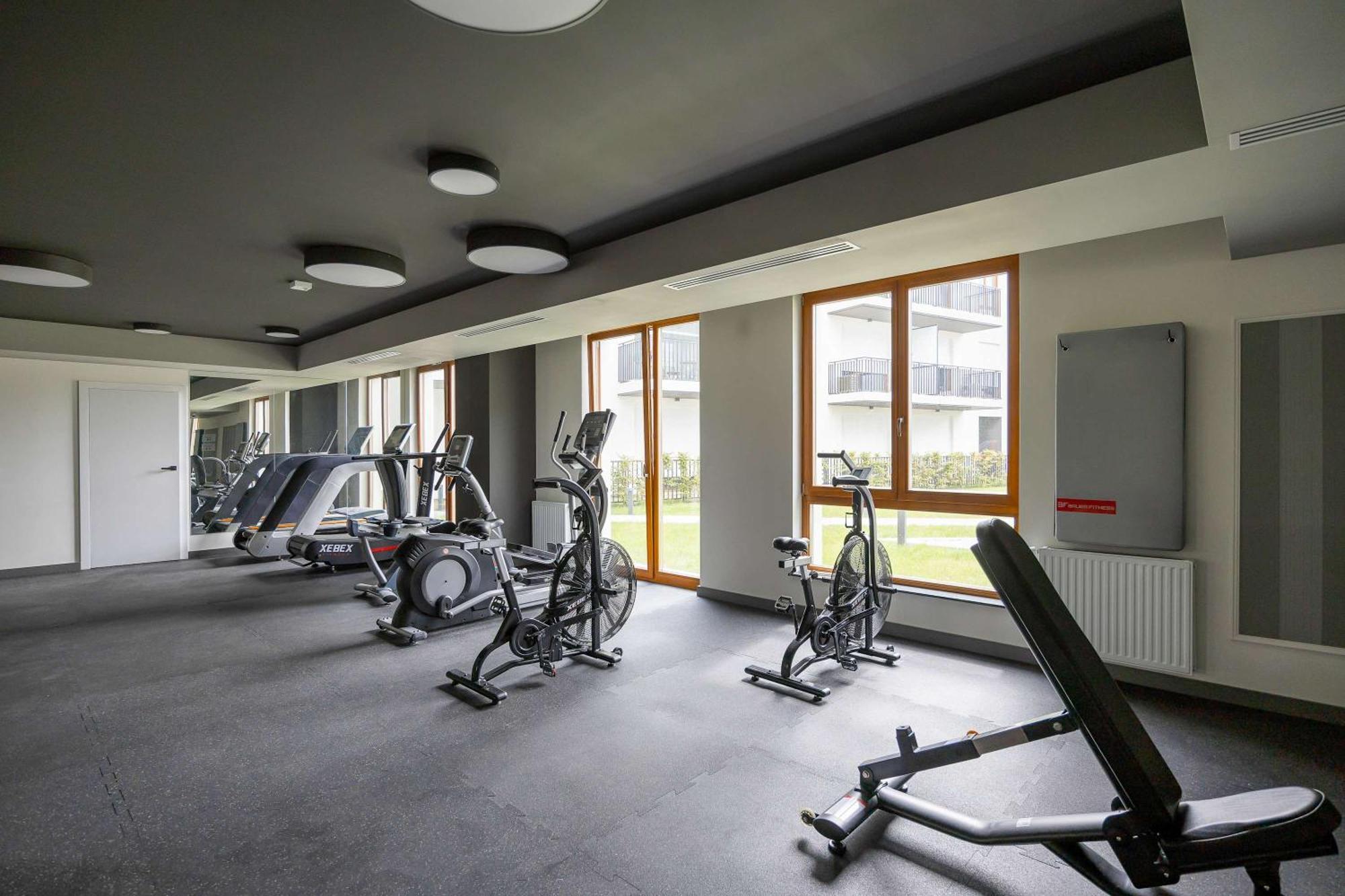 Apartment Sarmacka Wilanow With Parking, Sauna & Gym By Noclegi Renters Warsaw Exterior photo